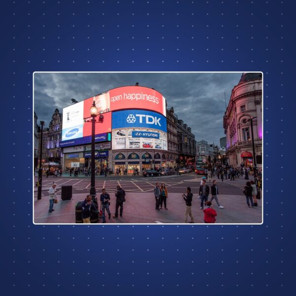 Picadilly Circus | £200 Cash
